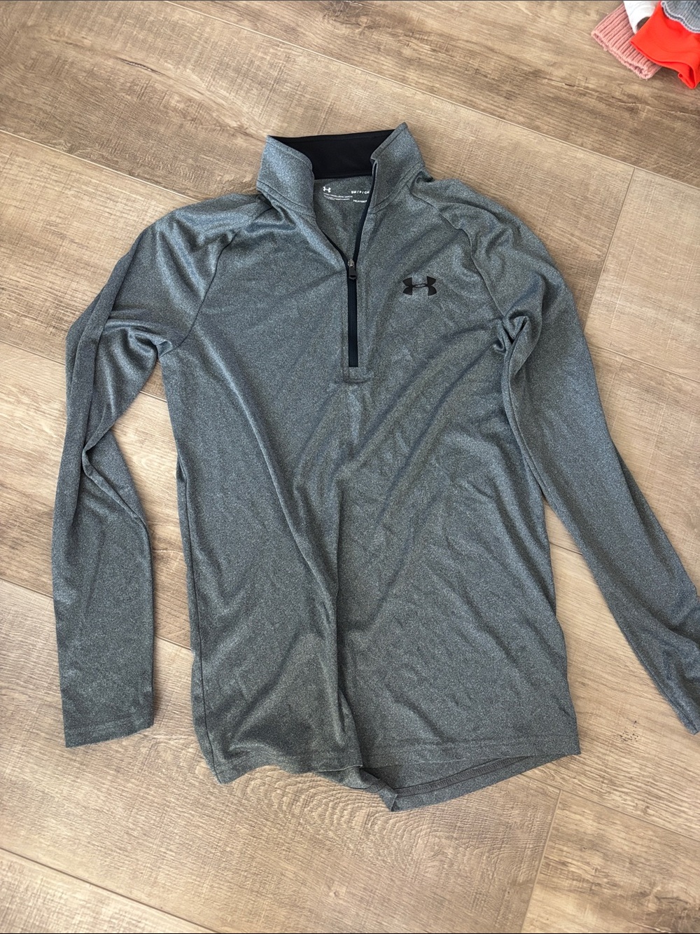 Under Armour Dark Gray Heather 1/4 Zip Performance Top